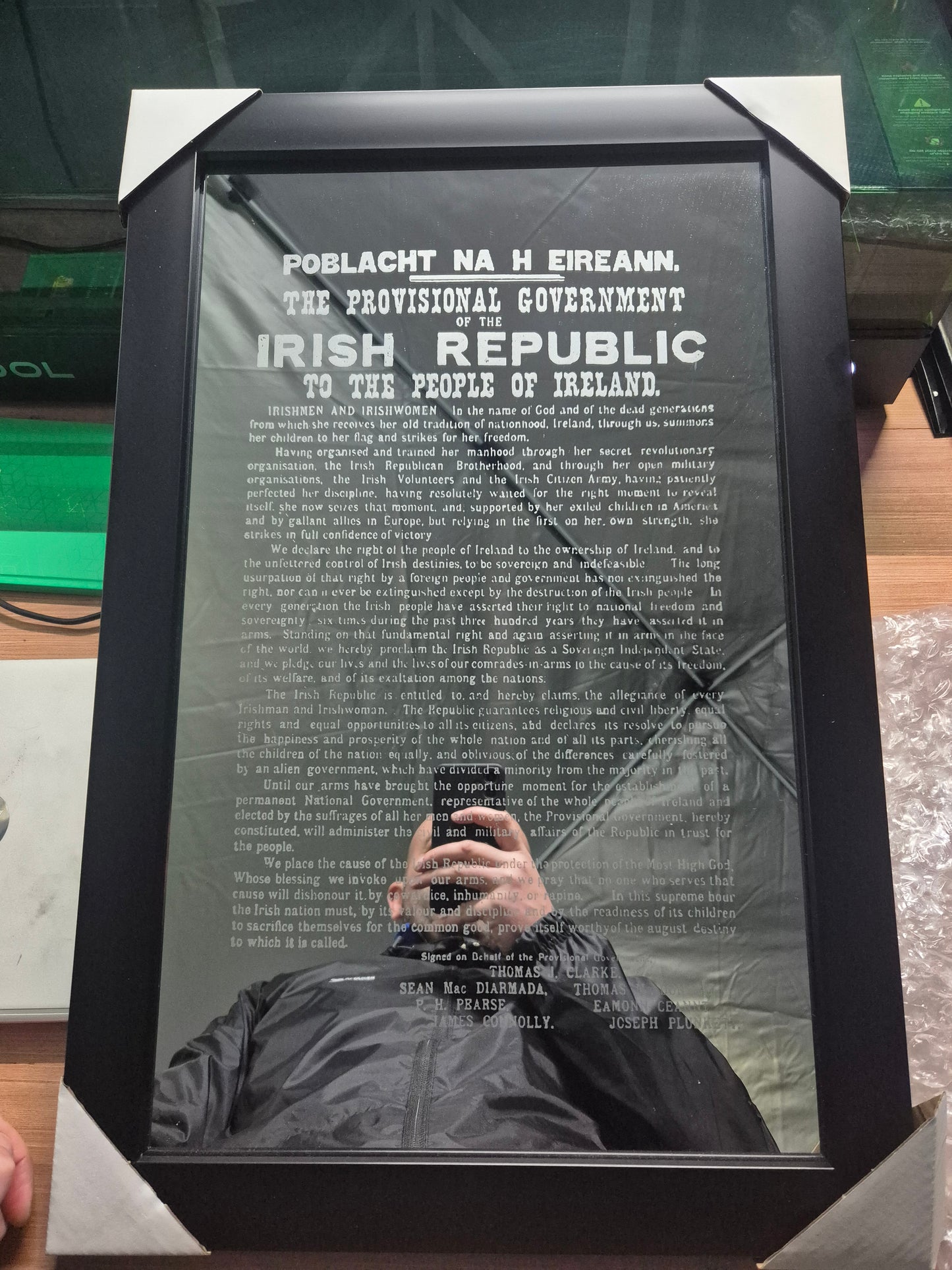 Engraved mirror: The Proclamation